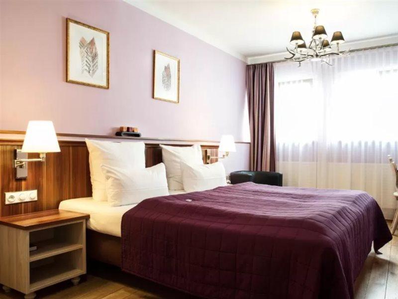 Hotel Elch Nuremberg ภายนอก รูปภาพ