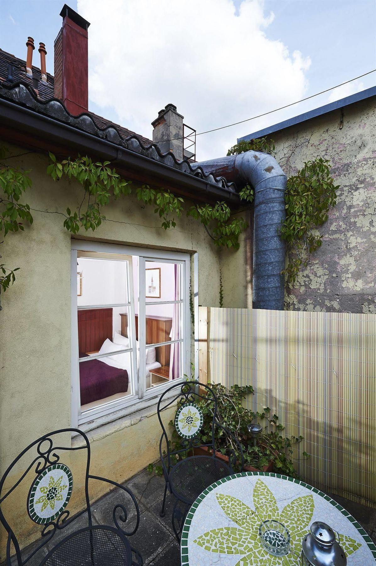 Hotel Elch Nuremberg ภายนอก รูปภาพ