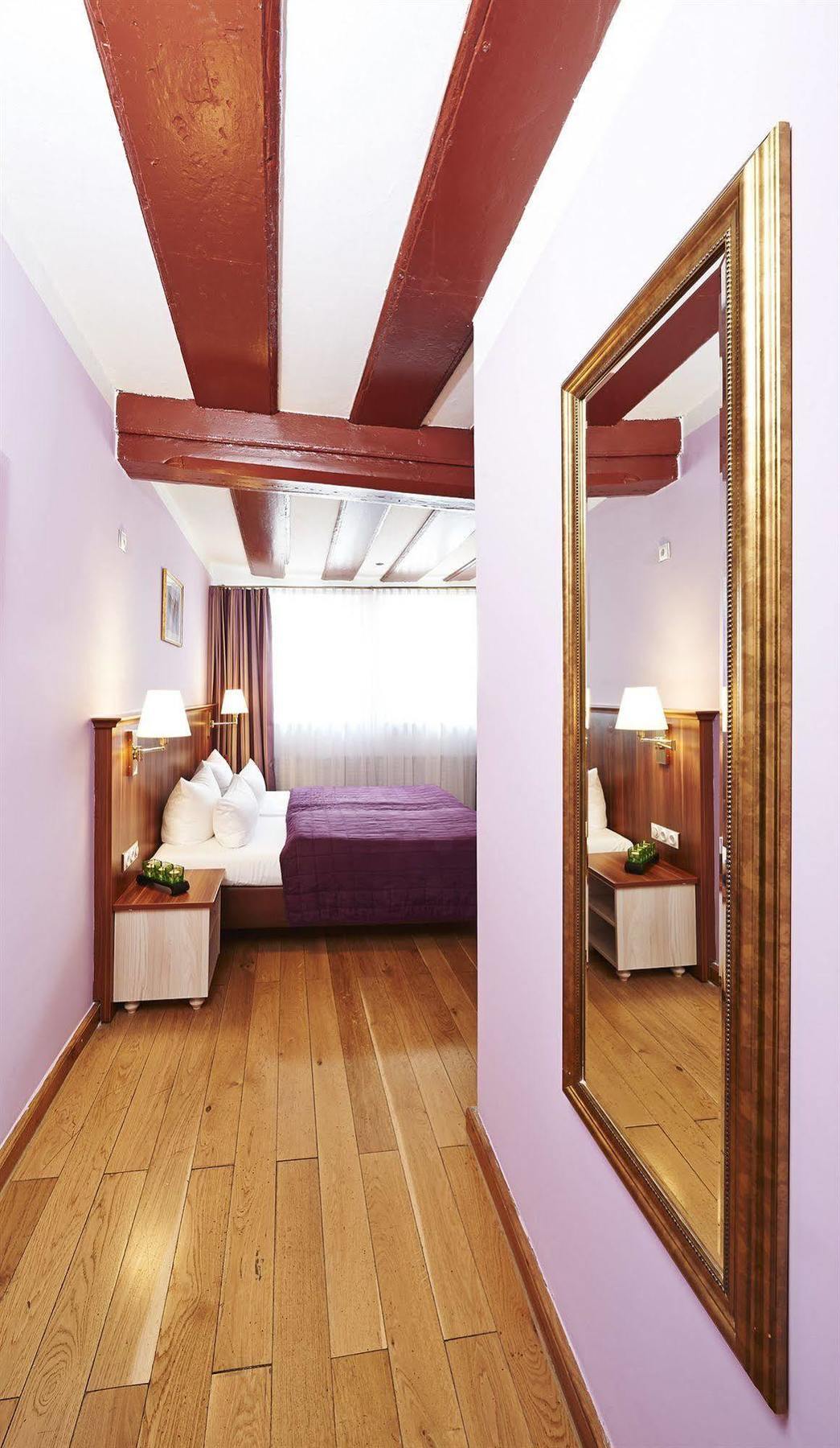 Hotel Elch Nuremberg ภายนอก รูปภาพ